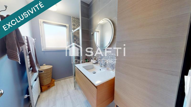 Maison - 96 m² - 4 pièces