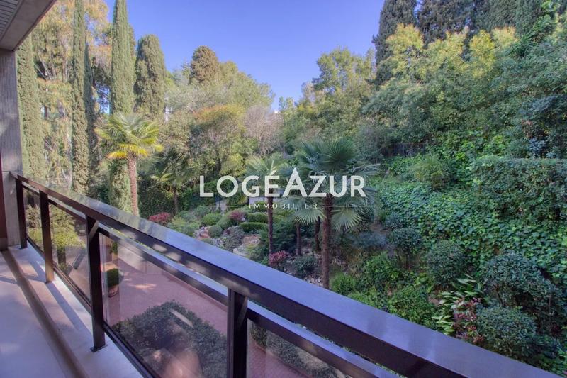 Appartement - 92 m² - 3 pièces