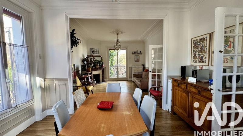 Maison - 167 m² - 8 pièces