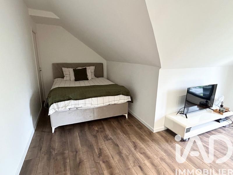 Maison - 187 m² - 9 pièces