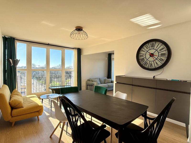 Appartement - 97 m² - 4 pièces