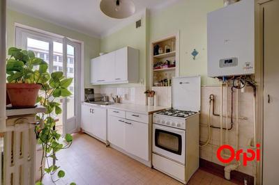 Appartement - 85 m² - 3 pièces