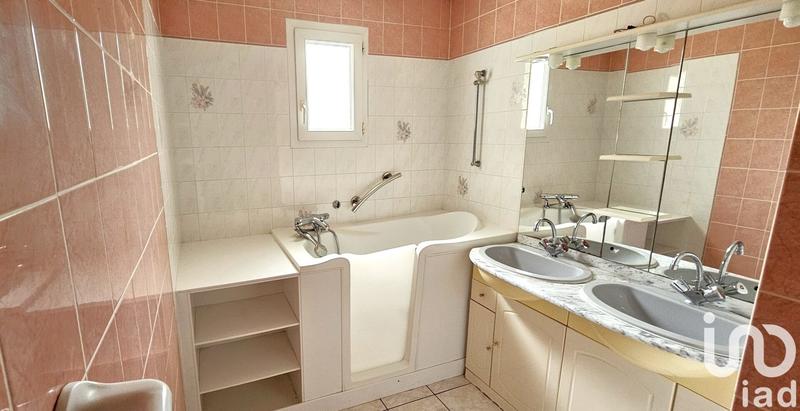 Maison - 135 m² - 6 pièces