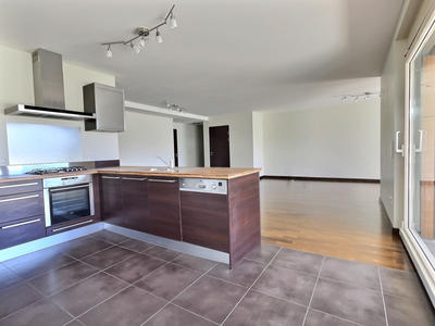 Appartement - 105 m² - 4 pièces
