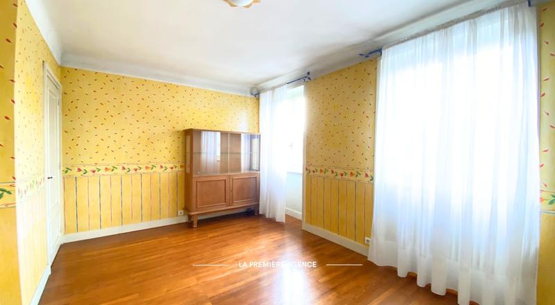 Maison - 172 m² - 6 pièces