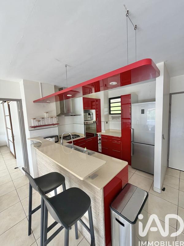 Maison - 98 m² - 4 pièces