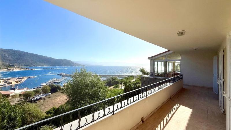 Villa - 291 m² - 11 pièces