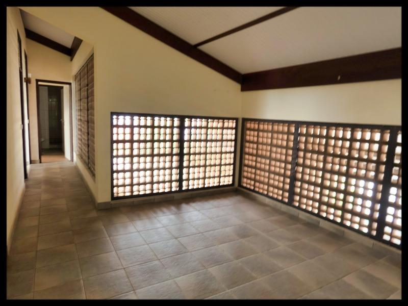 Villa - 205 m² - 8 pièces