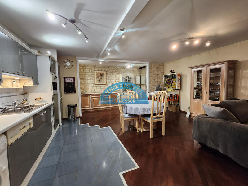 Appartement - 70 m² - 3 pièces