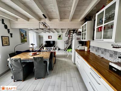 Maison de village - 90 m² - 4 pièces