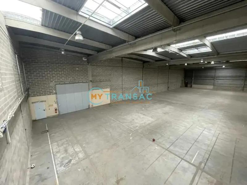 Local d'activité / Entrepôt - 10 463 m²