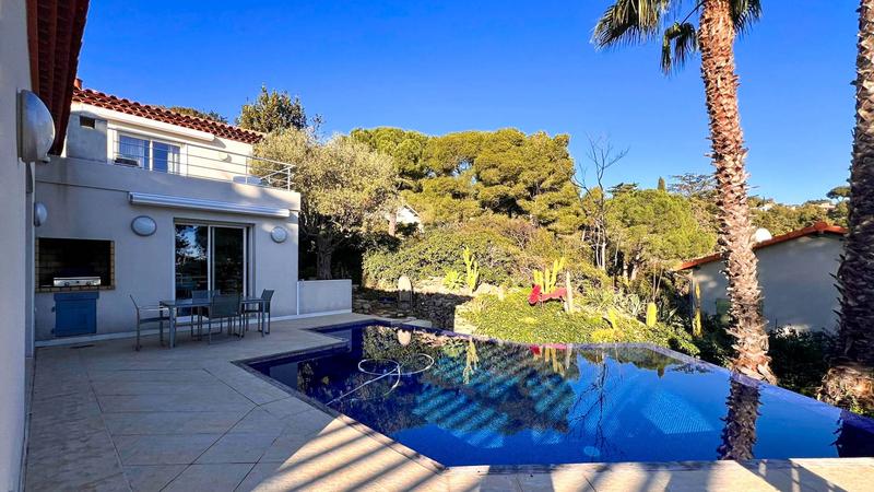 Maison - 167 m² - 5 pièces