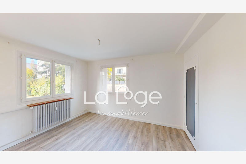 Appartement - 79 m² - 4 pièces