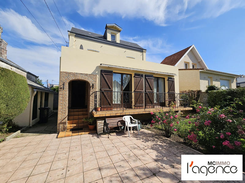 Maison traditionnelle - 133 m² - 5 pièces