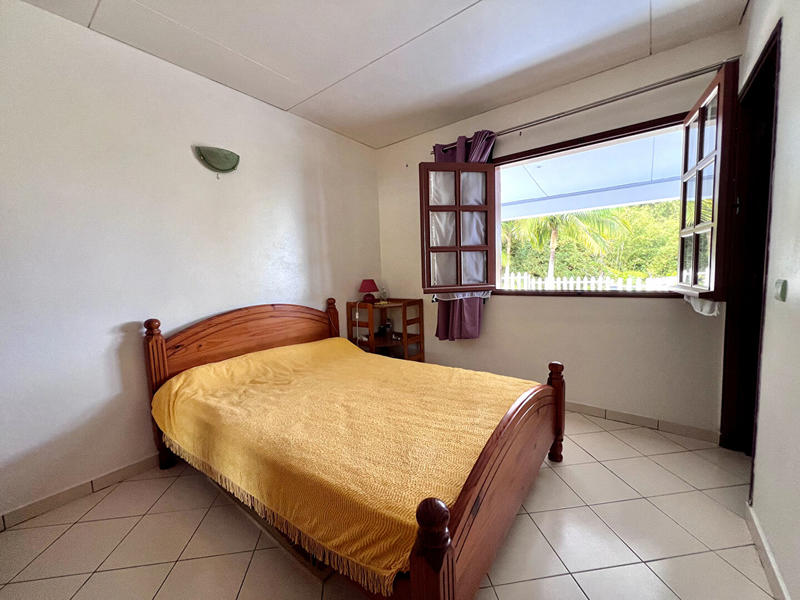 Maison - 280 m² - 8 pièces