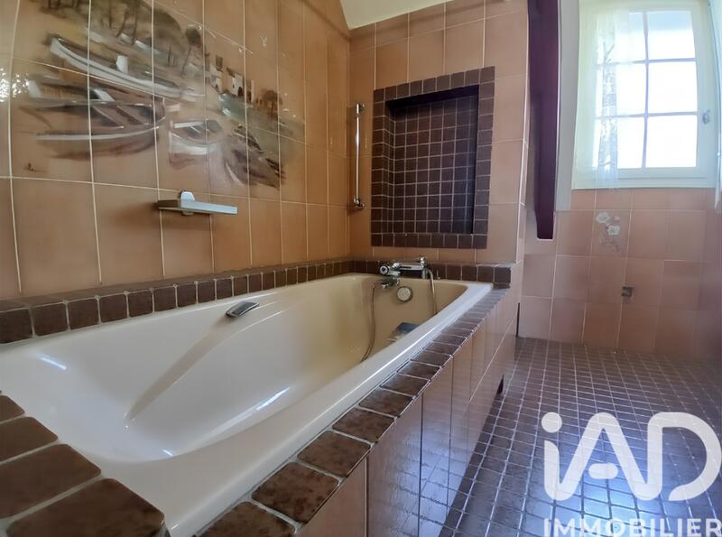 Maison - 135 m² - 8 pièces