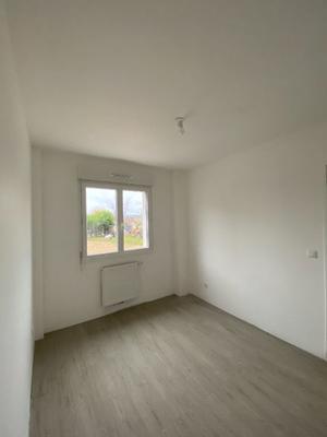 Maison - 85 m² - 5 pièces