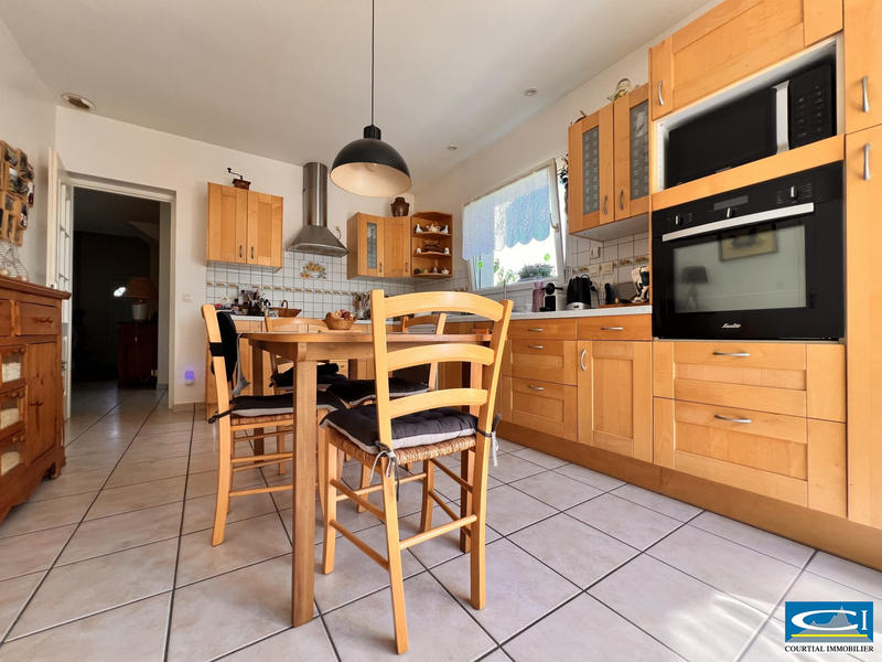 Villa - 163 m² - 6 pièces