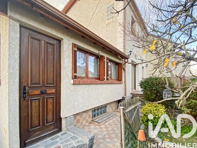 Maison - 79 m² - 3 pièces