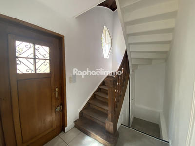 Maison - 137 m² - 5 pièces