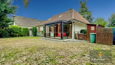 Maison - 160 m² - 7 pièces