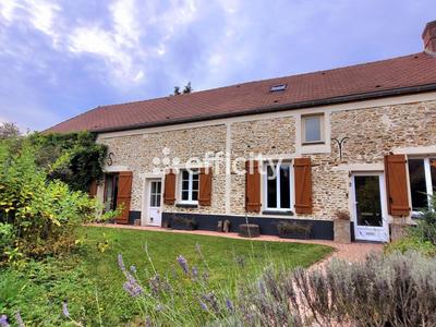 Maison - 230 m² - 7 pièces