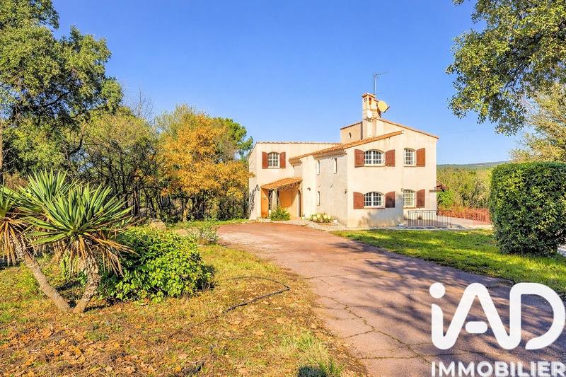 Maison - 226 m² - 8 pièces