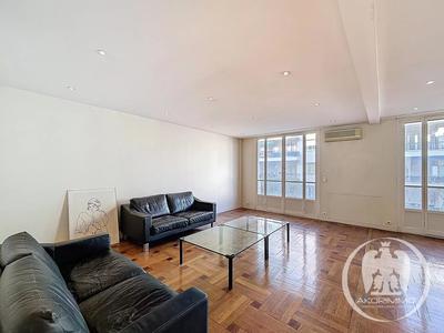 Appartement - 73 m² - 2 pièces