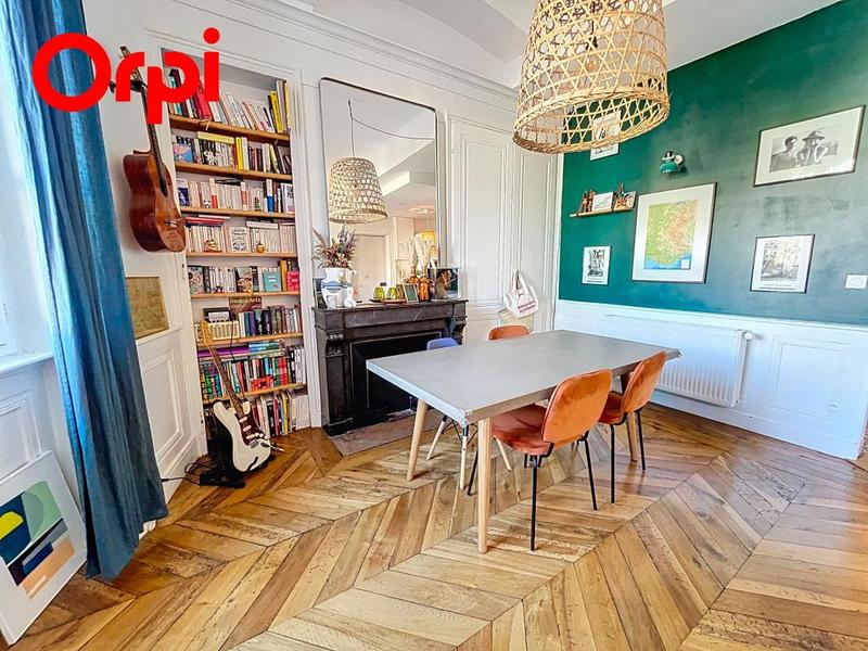 Appartement - 65 m² - 3 pièces