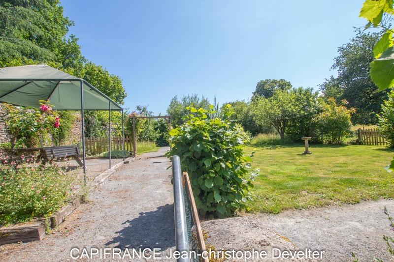 Maison en pierre - 122 m² - 6 pièces