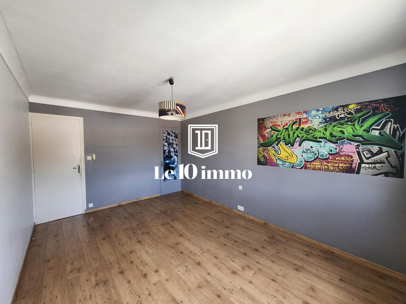 Maison - 171 m² - 8 pièces
