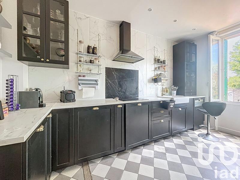 Maison - 90 m² - 5 pièces