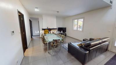 Maison - 166 m² - 5 pièces