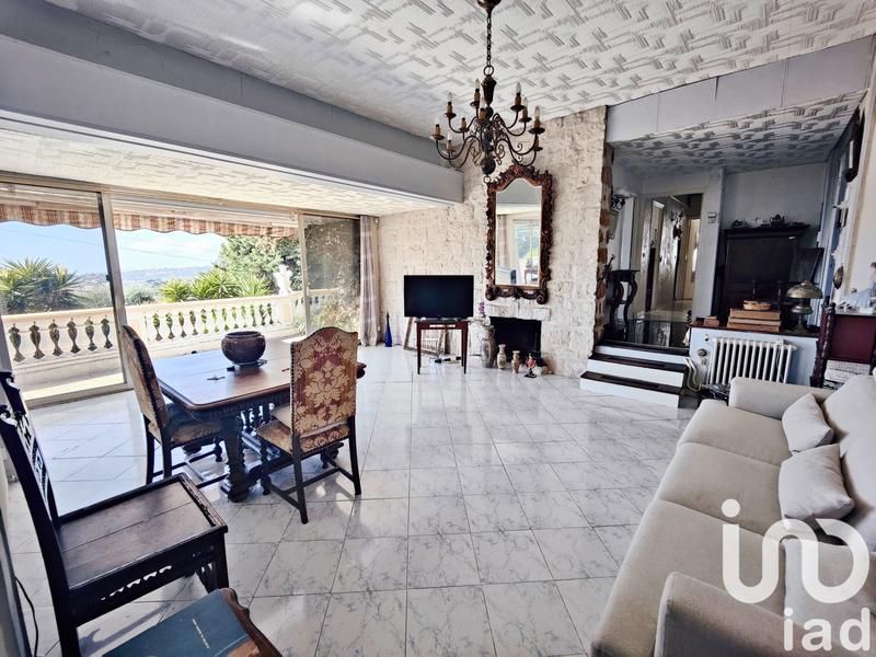 Maison - 135 m² - 6 pièces