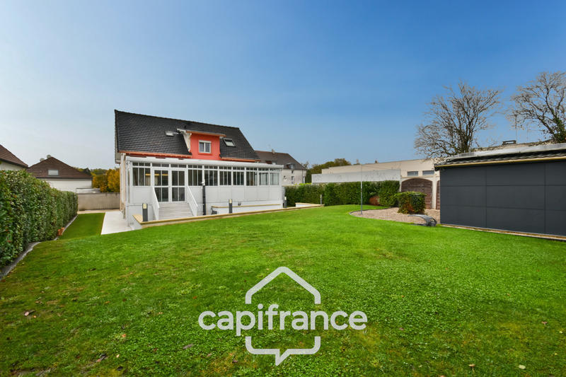 Maison - 187 m² - 7 pièces