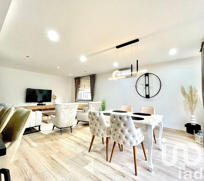 Maison - 141 m² - 6 pièces