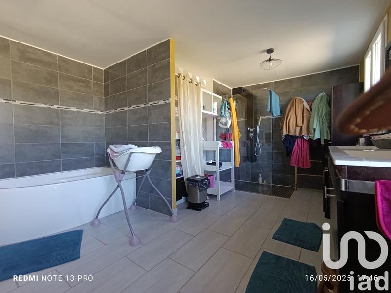 Maison de village - 246 m² - 8 pièces