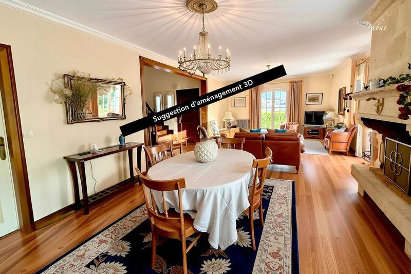 Maison - 170 m² - 7 pièces