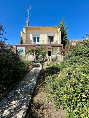 Maison - 98 m² - 4 pièces