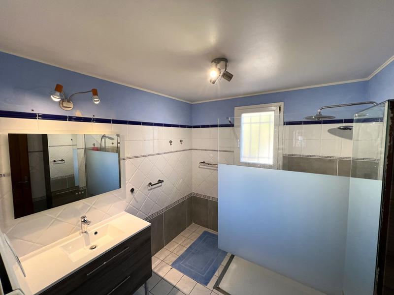 Maison - 136 m² - 4 pièces