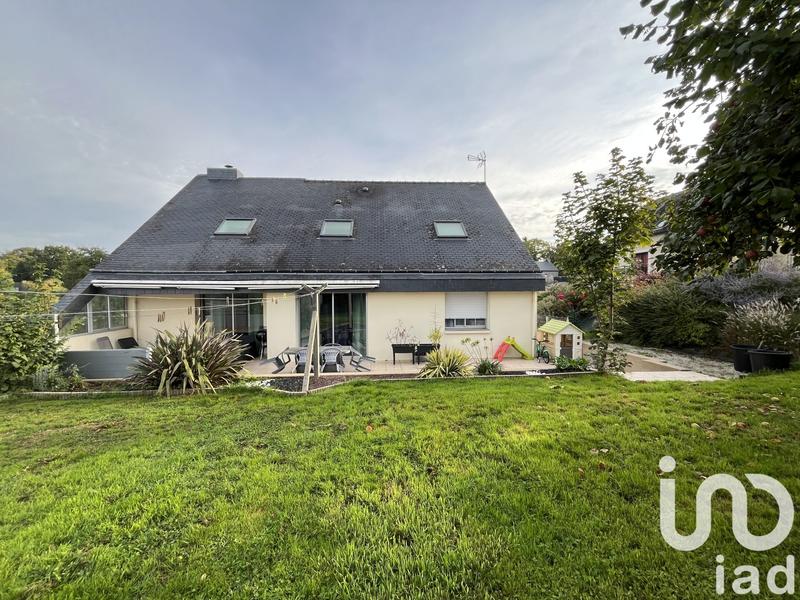 Maison - 183 m² - 7 pièces