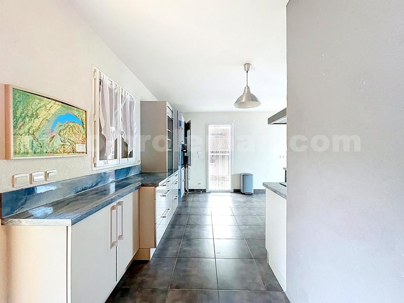 Maison - 196 m² - 7 pièces