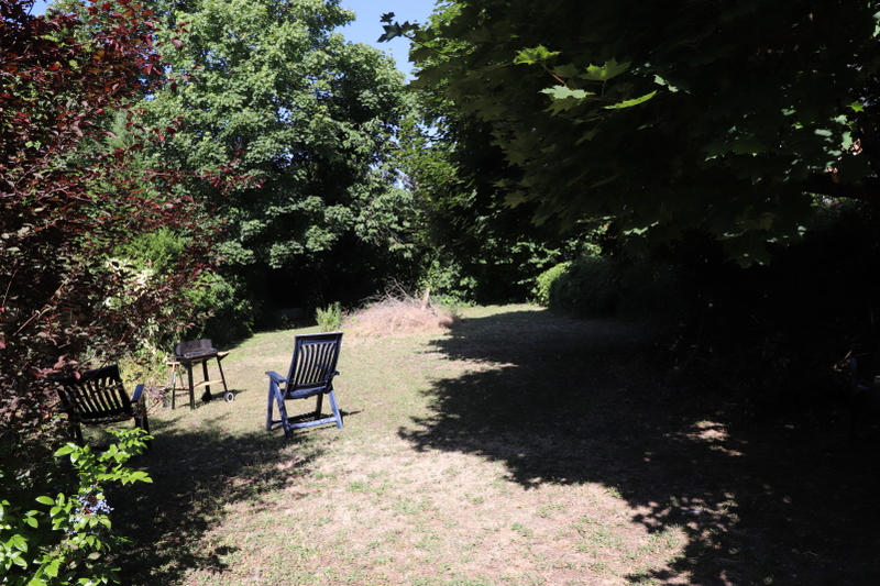 Immeuble - 230 m² - 6 pièces