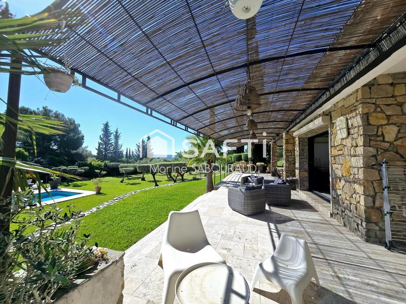 Maison - 192 m² - 6 pièces