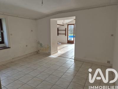 Maison - 144 m² - 5 pièces