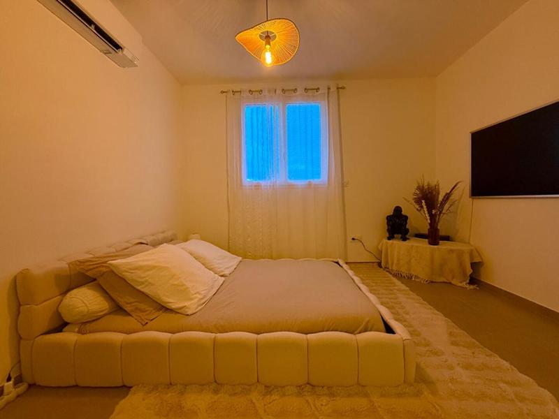 Maison - 93 m² - 5 pièces