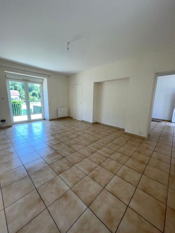 Appartement - 77 m² - 3 pièces