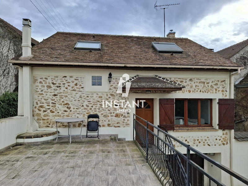 Maison - 92 m² - 4 pièces