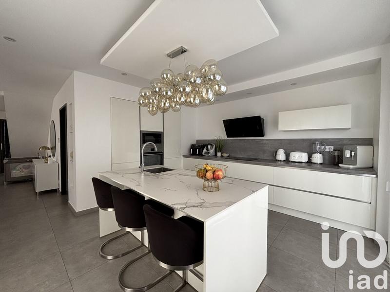 Maison - 120 m² - 4 pièces