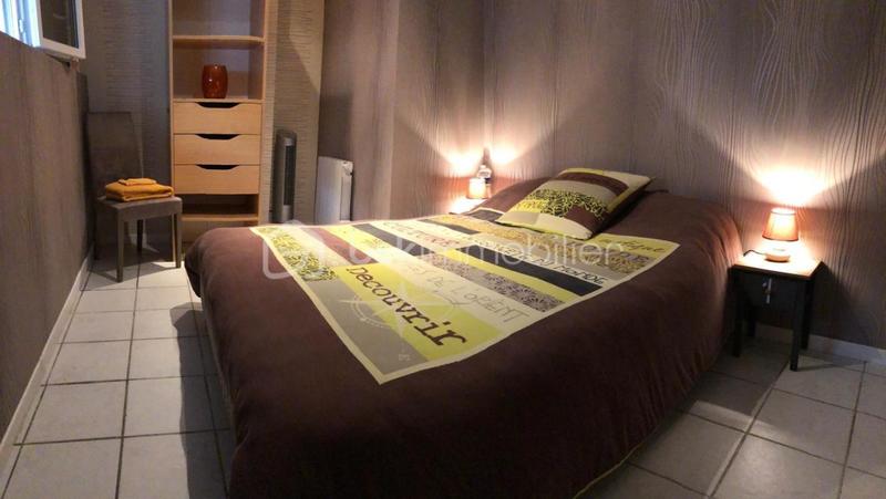 Maison traditionnelle - 218 m² - 6 pièces